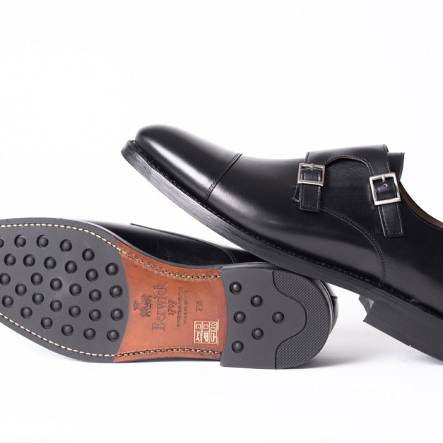 Berwick　Spain　Dainitesole　piso rubber men`s shoes  negro style Edition